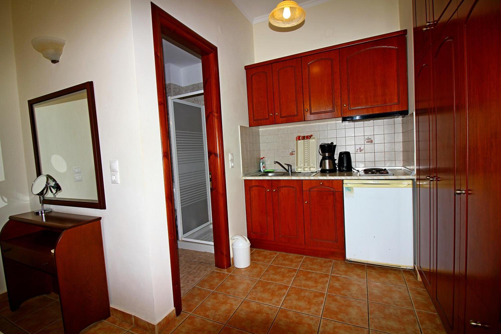 מירינה Artemis Traditional Hotel מראה חיצוני תמונה